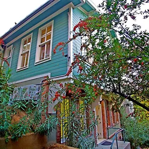 Dreamers V&v Cihangir Istanbul